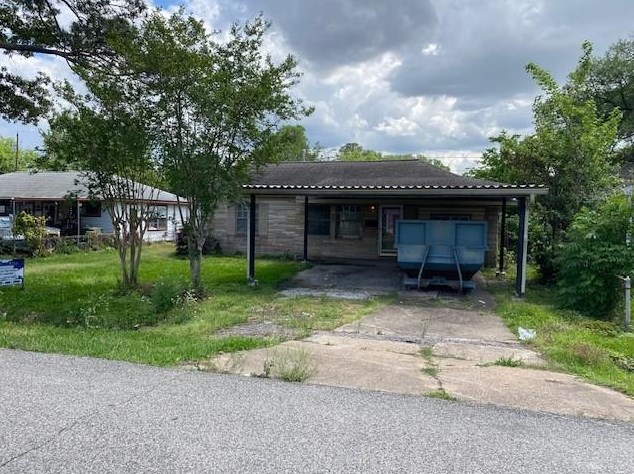 13326 Emporia St, Houston, TX 77015-4316