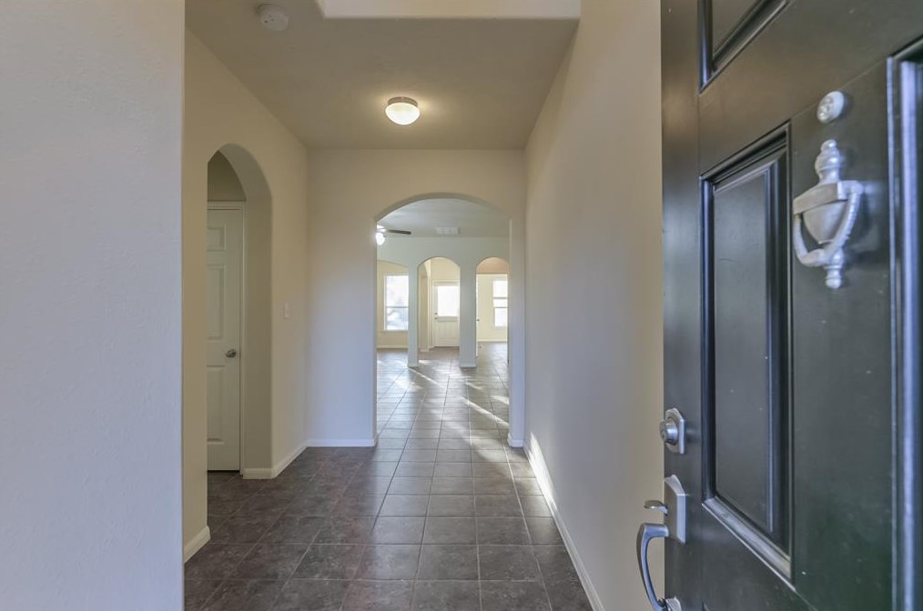 1927 Stieler Dr, Houston, TX 77049