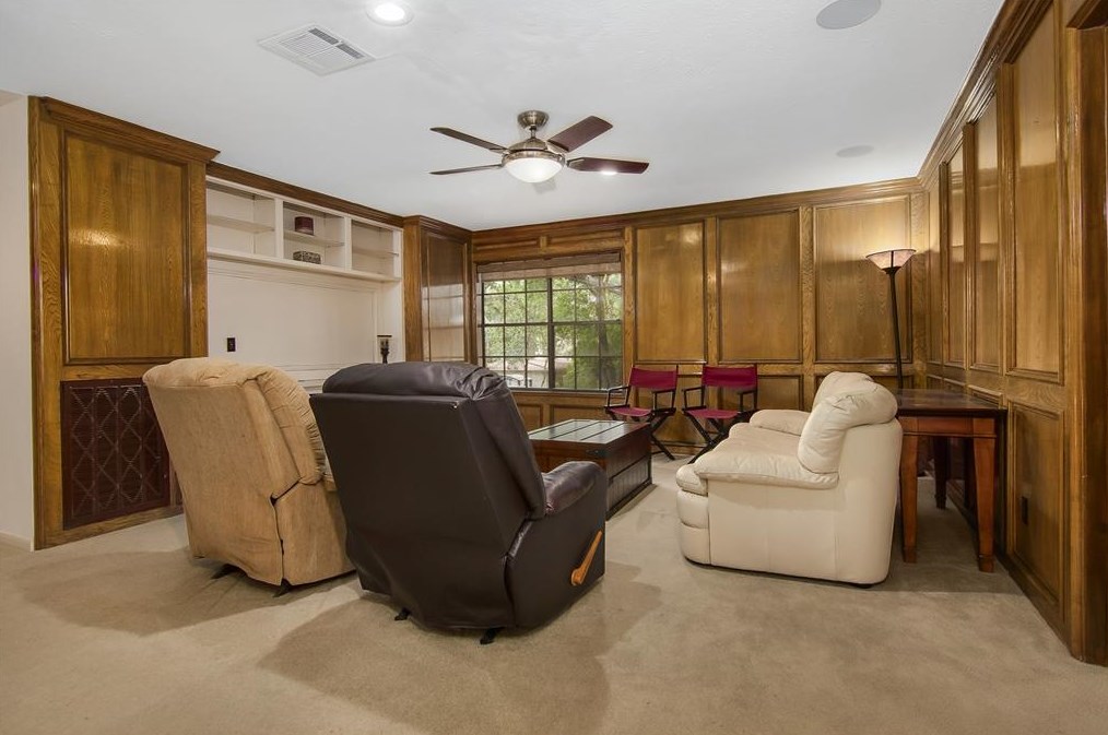 10002 Sagemark Dr, Houston TX  77089-5134 exterior