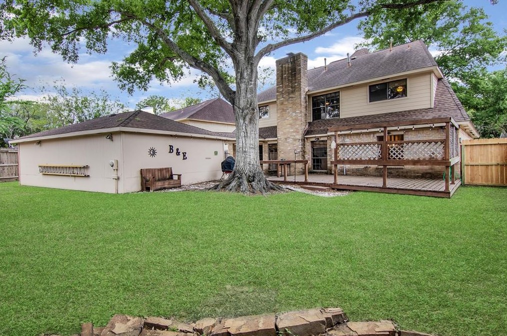10002 Sagemark Dr, Houston TX  77089-5134 exterior