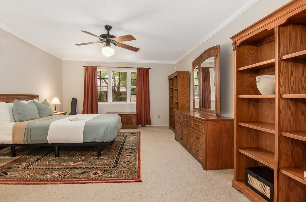 10002 Sagemark Dr, Houston TX  77089-5134 exterior