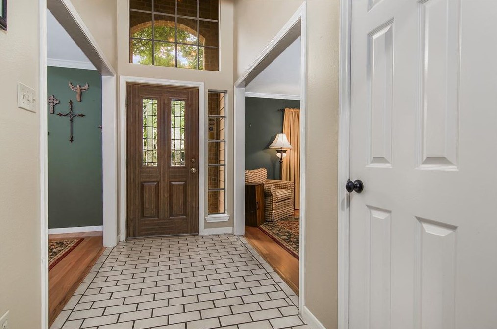 10002 Sagemark Dr, Houston TX  77089-5134 exterior