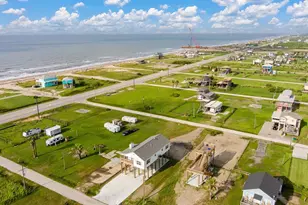 1023 N Bay St, Gilchrist, TX 77617 - Photo 42