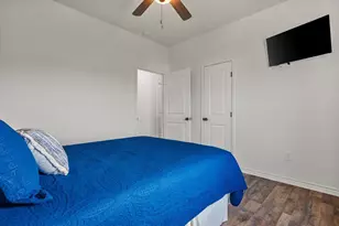 1023 N Bay St, Gilchrist, TX 77617 - Photo 34