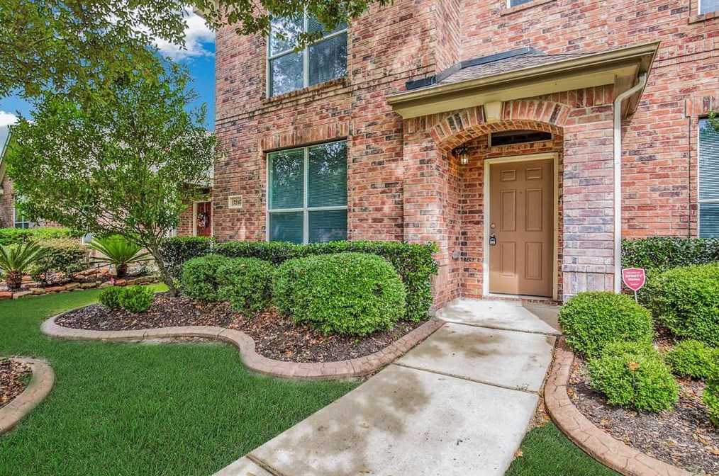 17247 Mitchell Pass Ln, Humble, TX 77346
