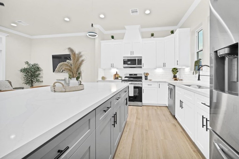 2110 Hadley St, Houston TX  77003-5814 exterior