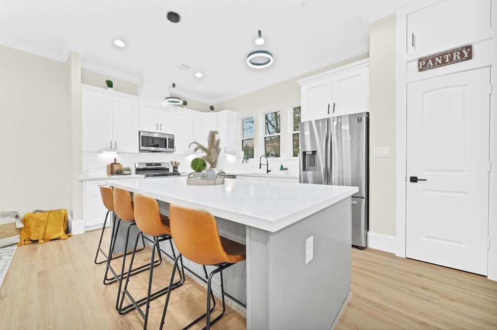 2110 Hadley St, Houston TX  77003-5814 exterior