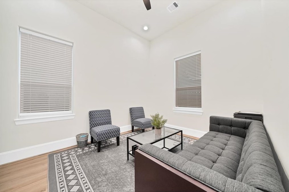 2110 Hadley St, Houston TX  77003-5814 exterior