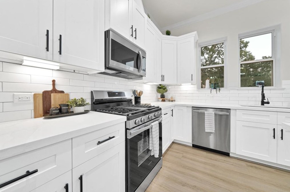 2110 Hadley St, Houston TX  77003-5814 exterior