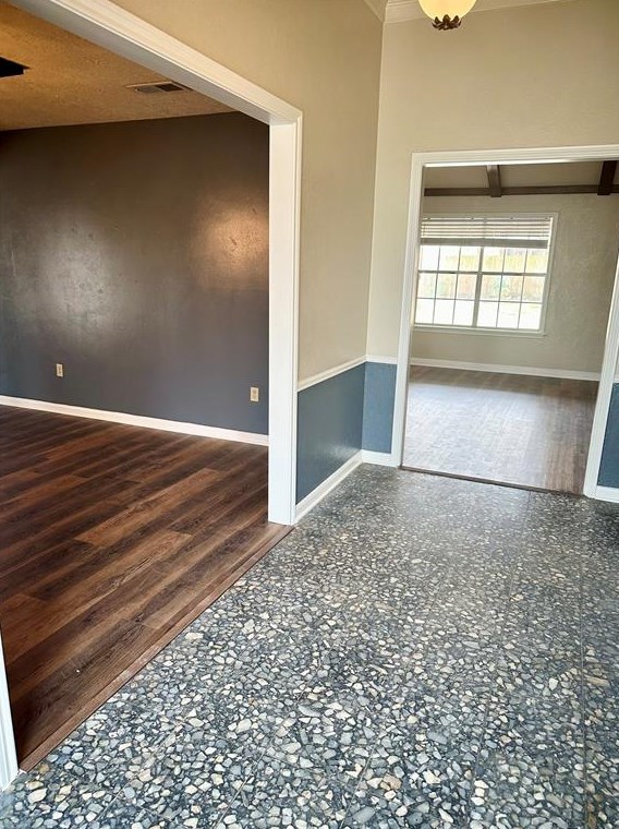 103 Wroxton Dr, Conroe, TX 77304