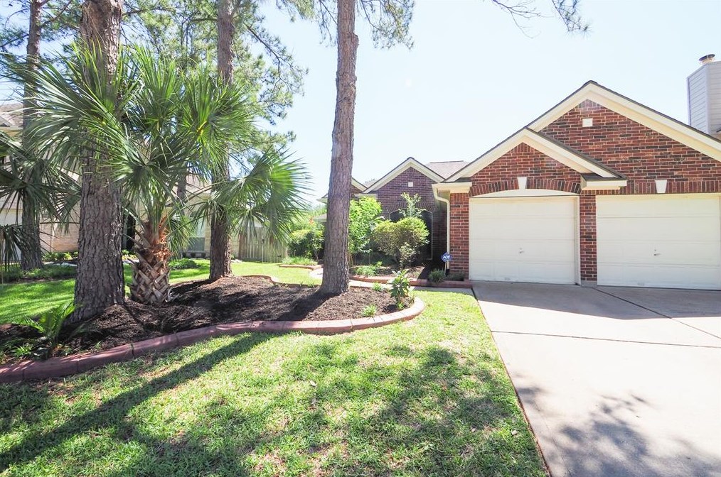 211 Jaimes Ct, Houston, TX 77094