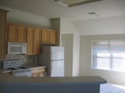 6 Jewelsford Dr, Spring TX  77382-1759 exterior