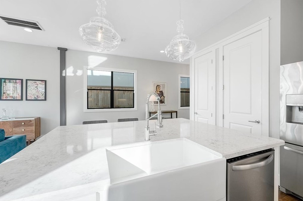 1217 Northwood, Houston TX 77009-6123 exterior