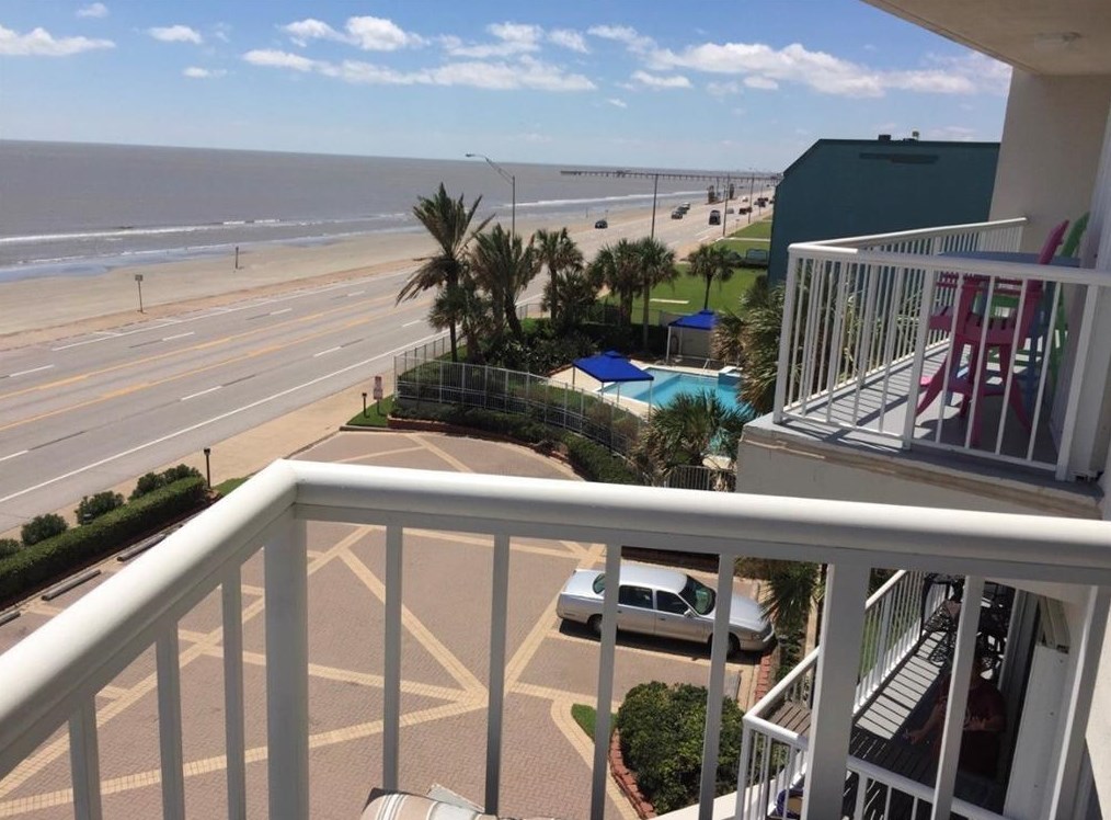 7700 Seawall Blvd #905, Galveston, TX 77551