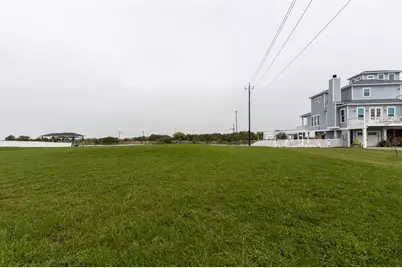 3908 Galleon, Galveston, TX 77554 - Photo 10