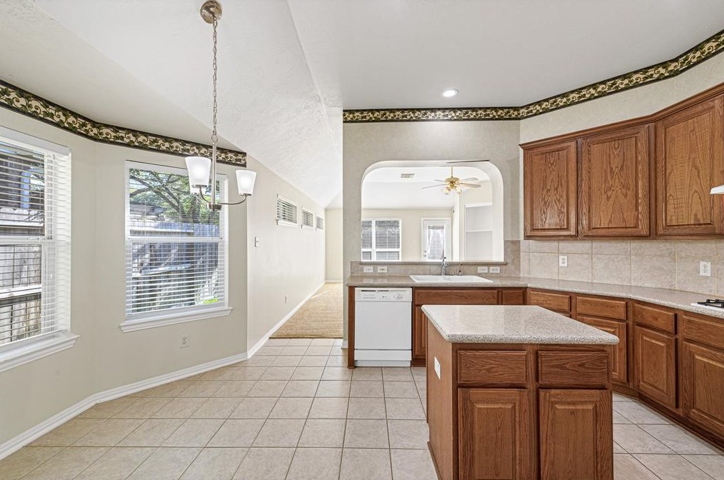 4011 Lime Creek Dr, Katy, TX 77450
