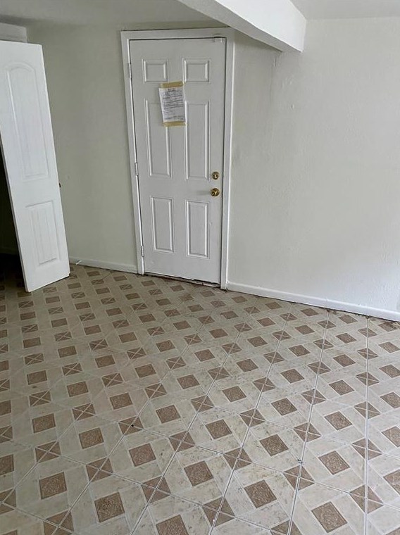 6102 Chaffin St, Houston TX  77087-5259 exterior