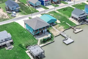 839 County Rd 230, Sargent, TX 77414 - Photo 4