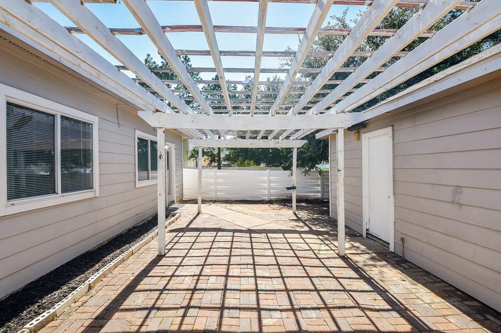 20615 Providence Pt Dr, Katy TX  77449-2057 exterior