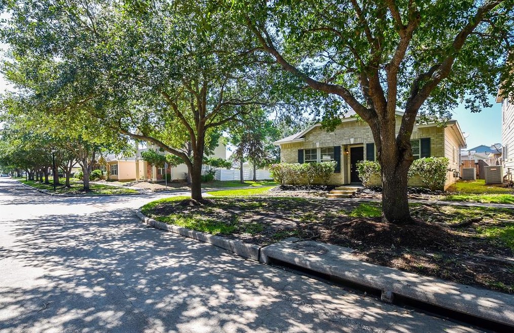 20615 Providence Point Dr, Katy, TX 77449-2057