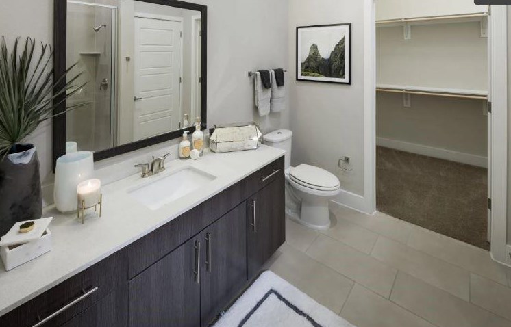 600 Harrold St #b12449, Fort Worth, TX 76107