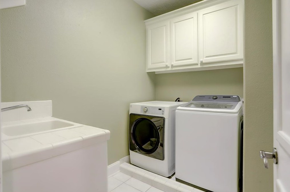 2611 Newman St, Houston TX  77098-1408 exterior