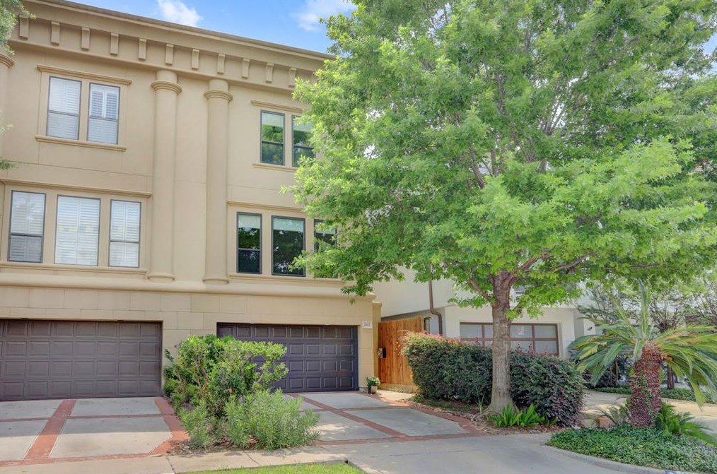 2611 Newman St, Houston TX  77098-1408 exterior