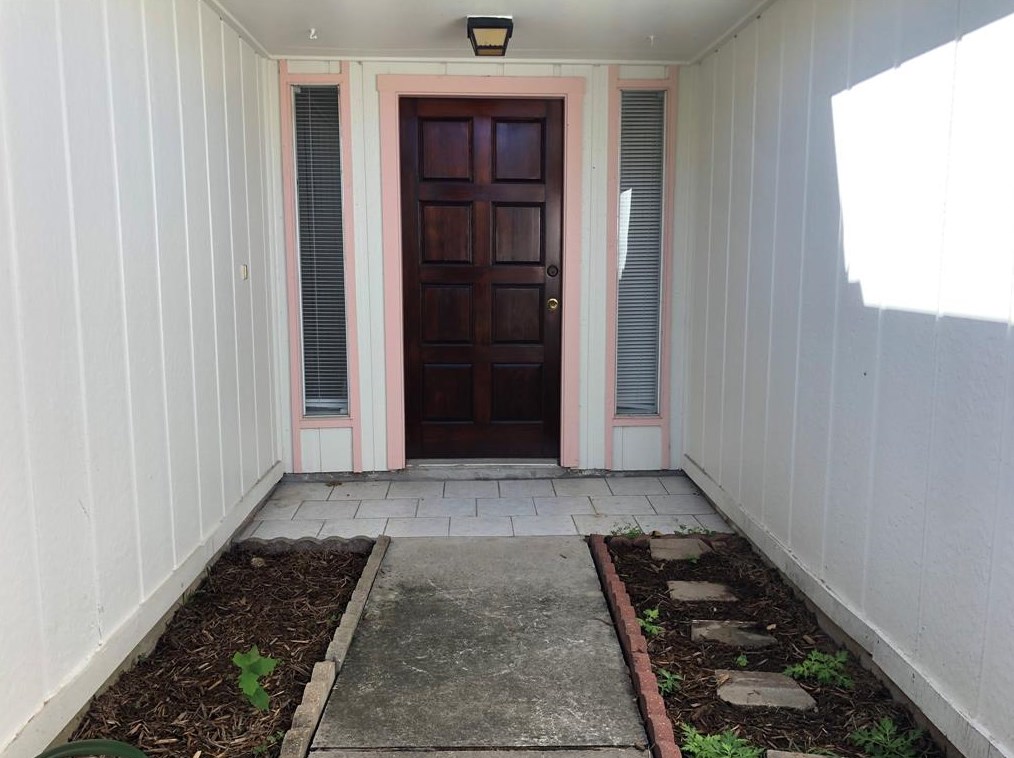2403 Gunston Ct, Sugar Land, TX 77478
