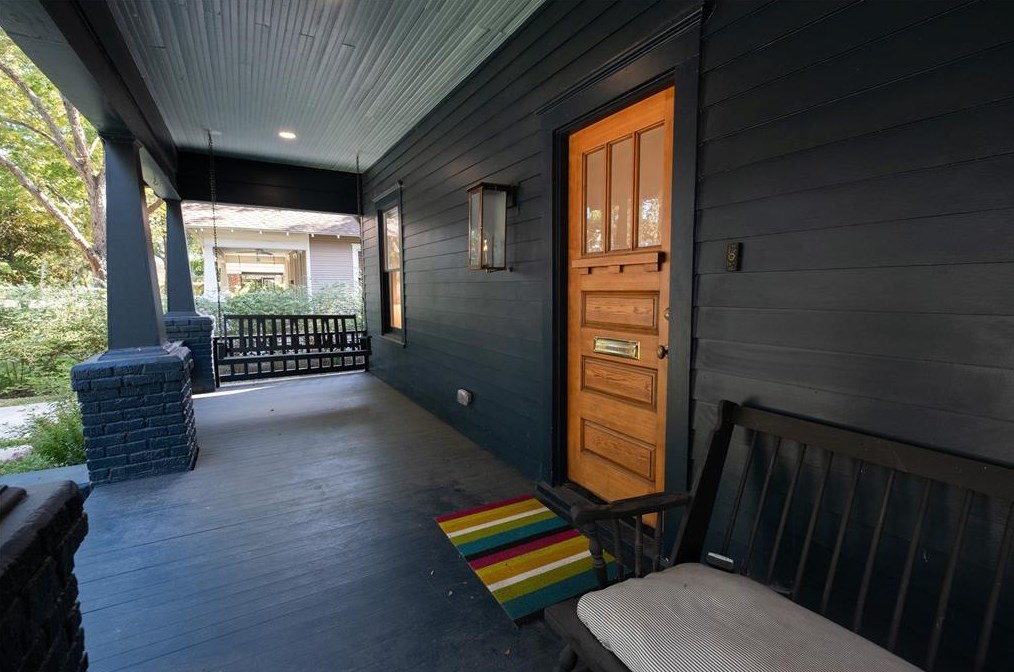1141 Harvard St, Houston, TX 77008