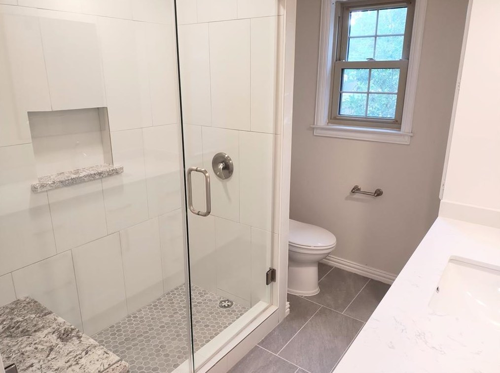 573 Trianon St, Houston, TX 77024-4619
