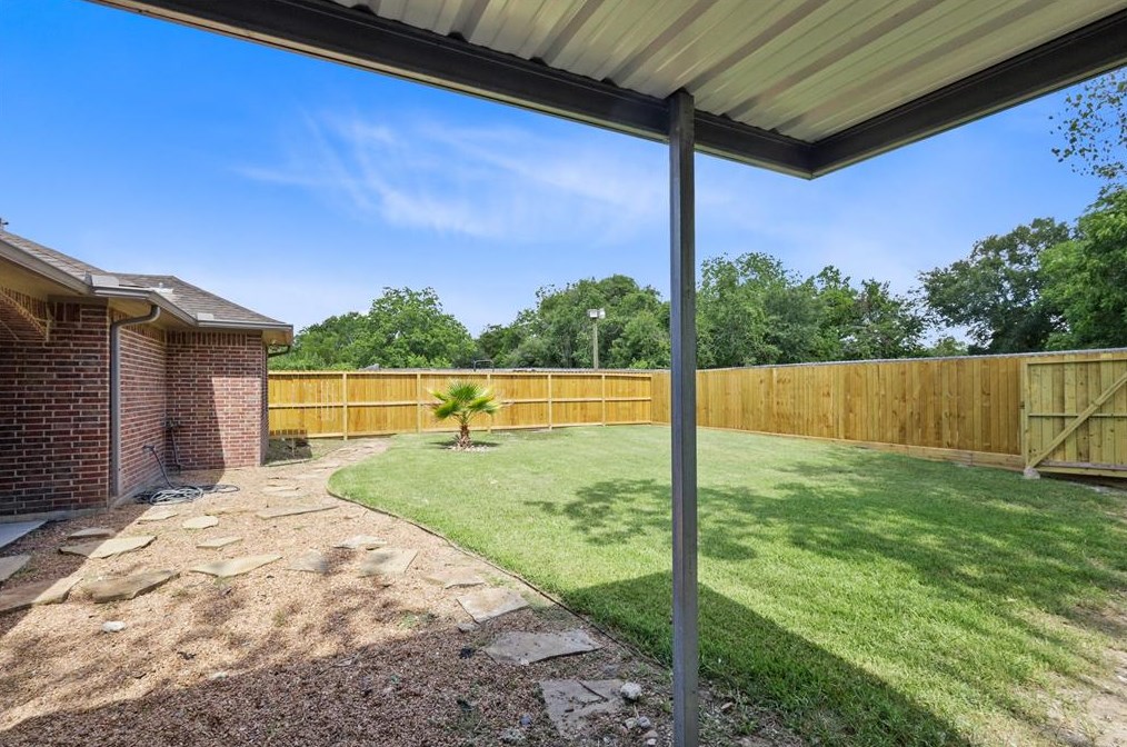 4841 Wilmington St, Houston TX  77033-4131 exterior