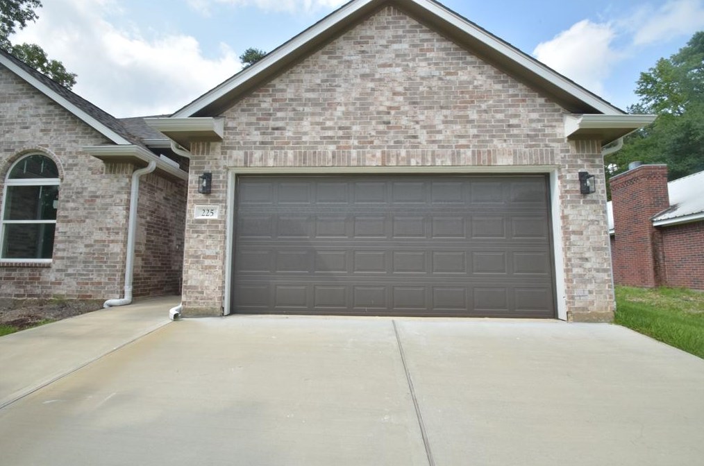 166 Augusta Dr, Chita, TX 75862-6948