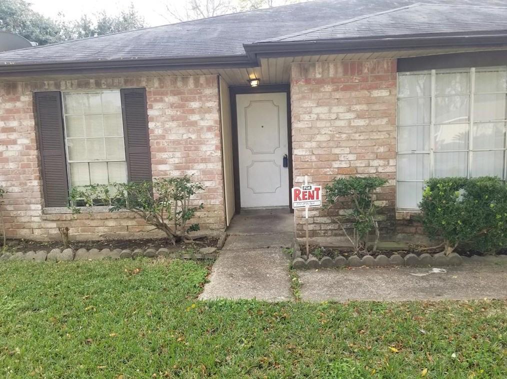 11503 Vanderford Dr, Houston, TX 77099