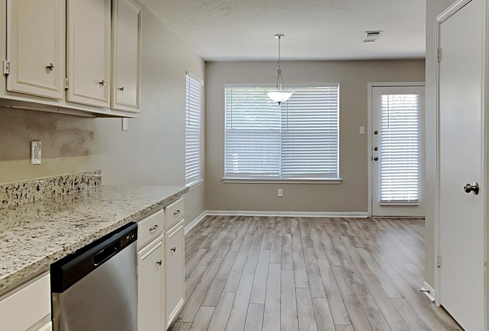 17918 Seven Pines Dr, Spring TX  77379-4129 exterior