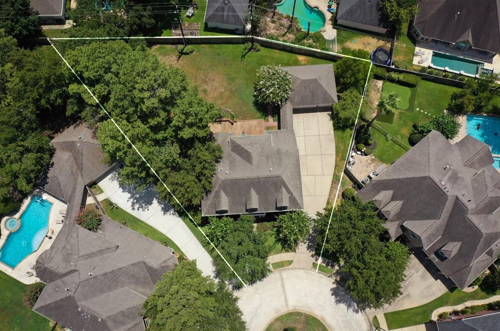 9502 Merlins Oaks Ct, Spring, TX 77379-3672