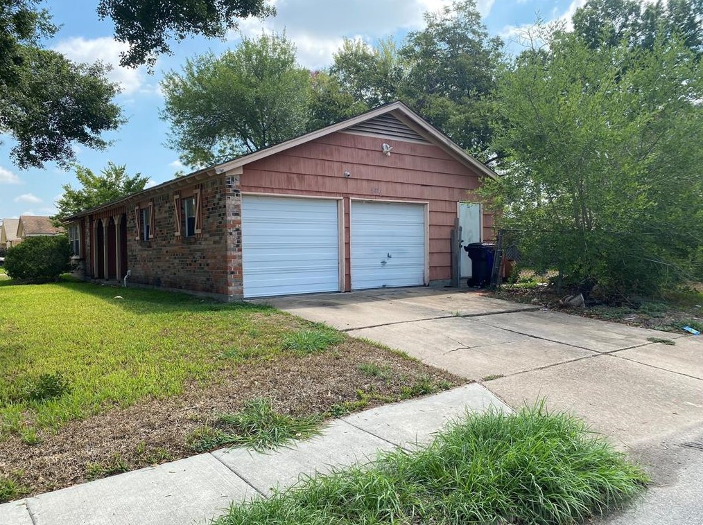 6023 Bridlington St, Houston, TX 77085-3307