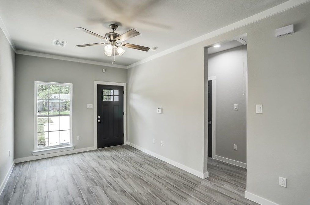4206 Larkspur St #1, Houston, TX 77051