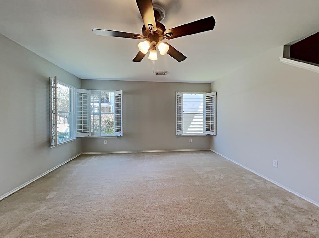 410 Remington Creek Dr, Houston, TX 77073