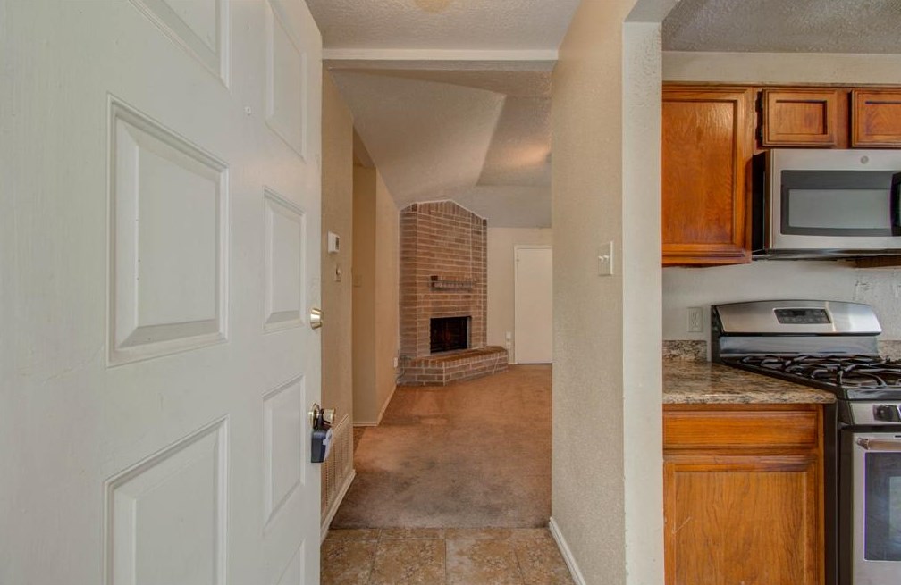 3431 Gdn Grv Dr, Houston TX  77066-5535 exterior