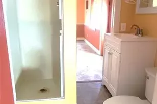 507 Gresham St, Baytown, TX 77520 - Photo 10