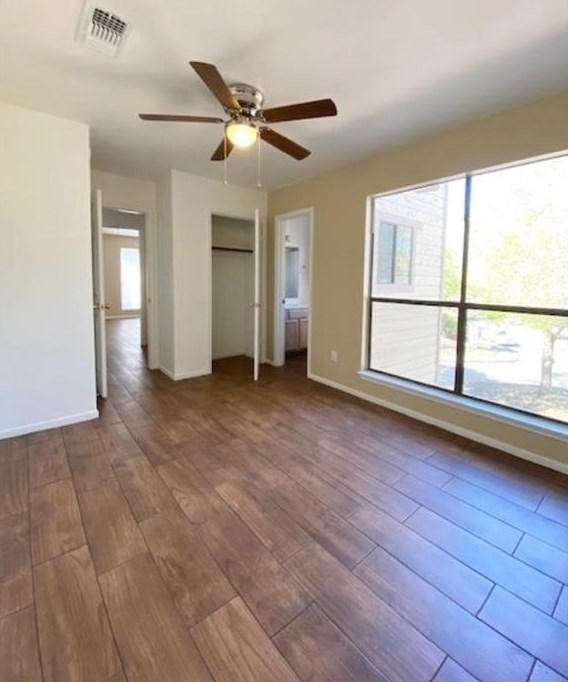 2203 Place Rebecca Ln, Houston TX  77090-1033 exterior