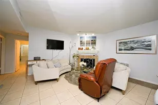 9809 Richmond Ave., Houston, TX 77042 - Photo 6