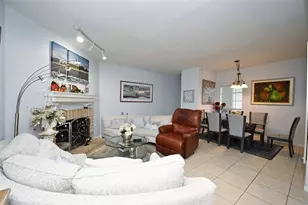 9809 Richmond Ave., Houston, TX 77042 - Photo 4