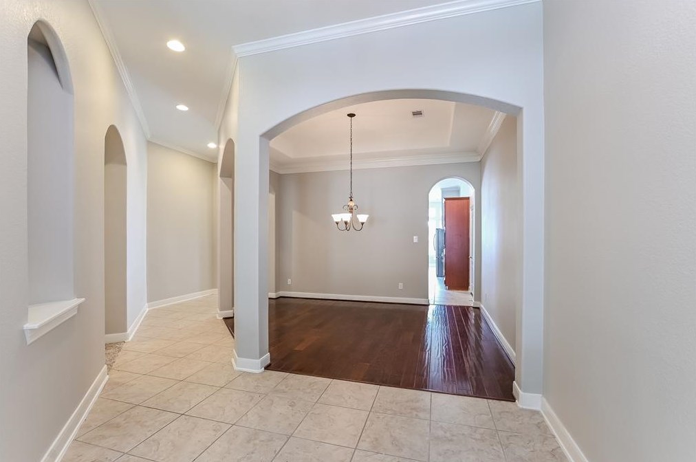 1934 Graystone Hills Dr, Conroe, TX 77304