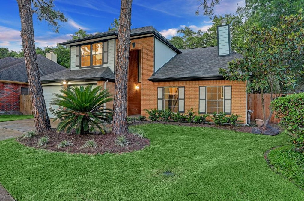 14359 Arborcrest St, Houston, TX 77062-2027
