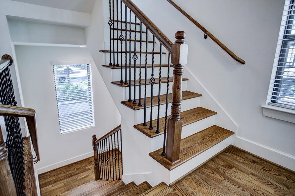 3832 Brinkman St, Houston TX  77018-2100 exterior