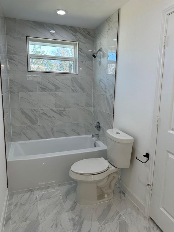 5125 Chennault Rd, Houston TX  77033-2628 exterior