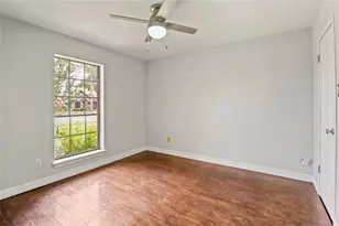 37 N Erik Dr, Angleton, TX 77515 - Photo 16