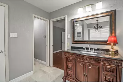 37 N Erik Drive, Angleton, TX 77515 - Photo 14