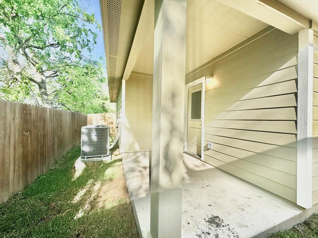8026 Ethel St, Houston TX  exterior